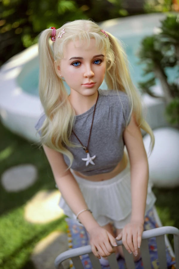 150cm/4ft11 A-cup Realistic Small Breast Sex Doll – Leyla
