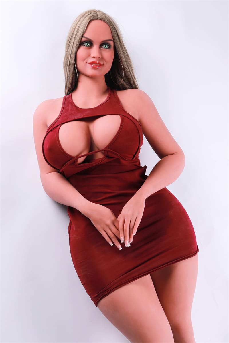In Stock 5.3ft/163cm BBW Tanned Dolls - Nelly
